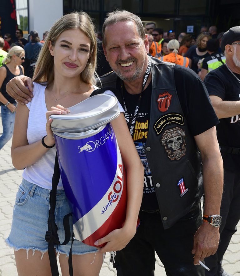 Cola Lady 27.07.2019